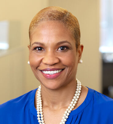 RPB_Staff_Headshot_Lois 2x